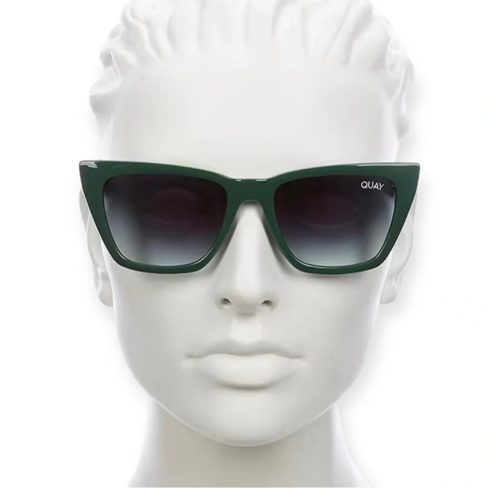 QUAY Call The Shots Sunglasses Monstera Green Frame Green Gradient Lens NWT